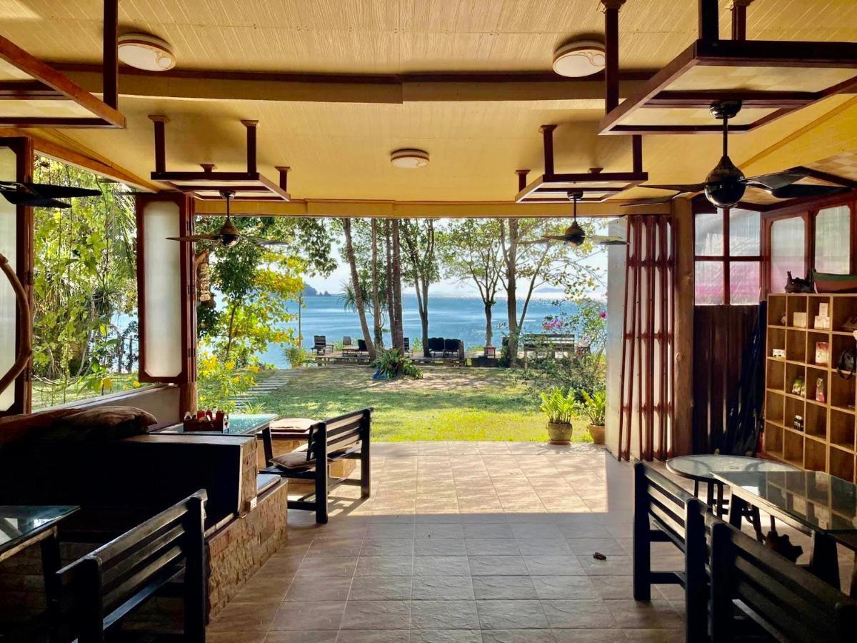 Starlight Beach Resort Koh Phayam Exterior photo